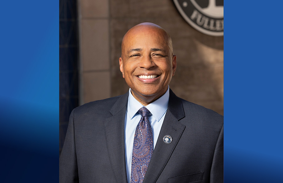 Alum Dr. Ronald Rochon headshot as president of Cal State Fullerton
