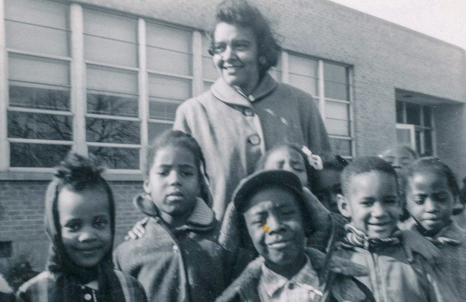 Teretha Johnson and students in 1957
